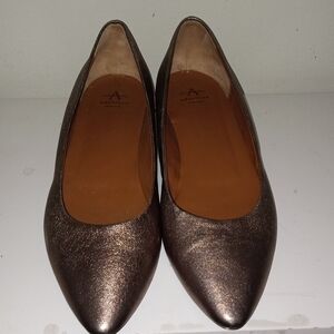 Aquatalia Women's Shimmering Brown Loafers